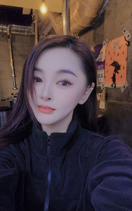 情趣诱惑颜值甜儿