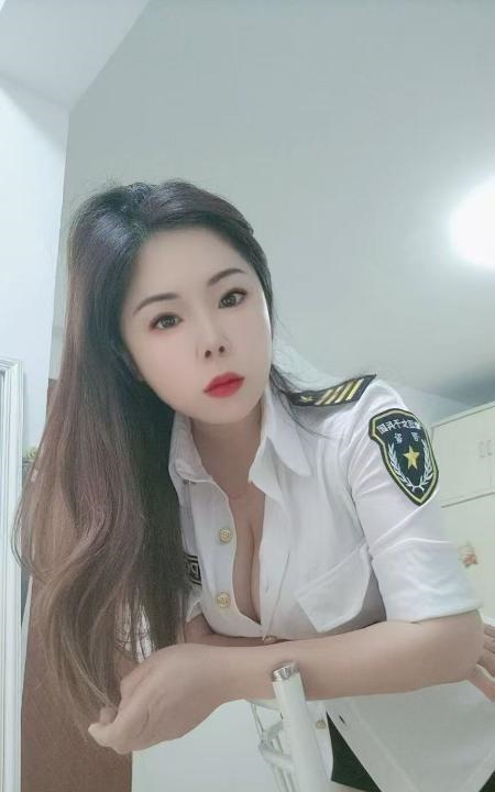 渝北黑丝骚妇