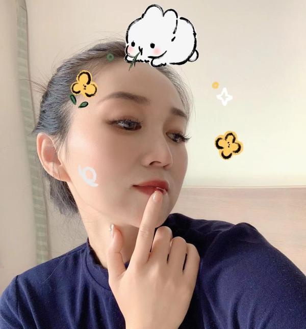 黄埔气质妹子