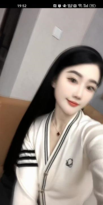清纯风骚御姐