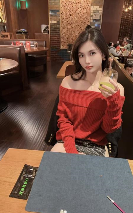 性价比美女丽丽