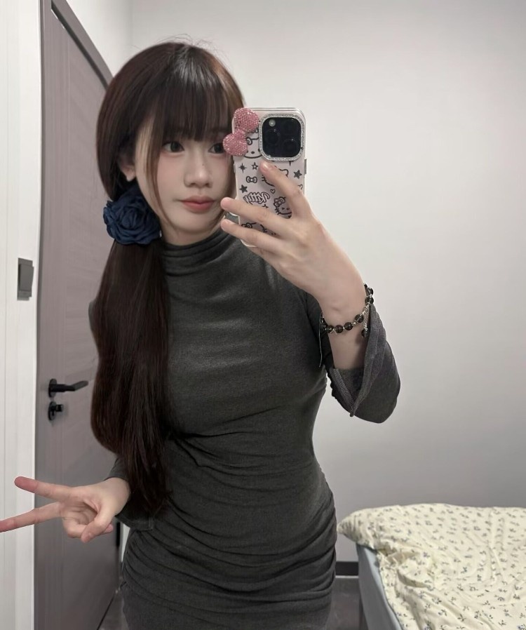 很漂亮的小姐姐