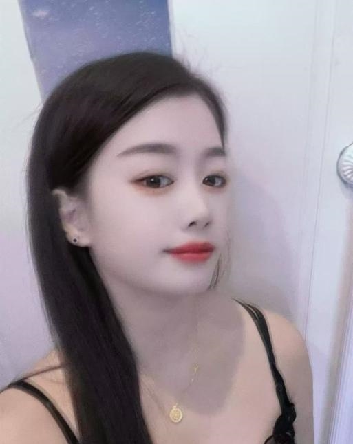 过年不回家美骚御姐