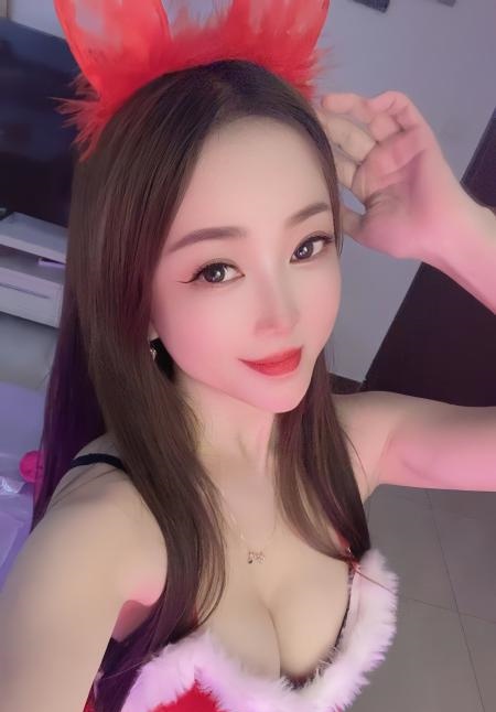 杨浦性感美乳少妇梦妮