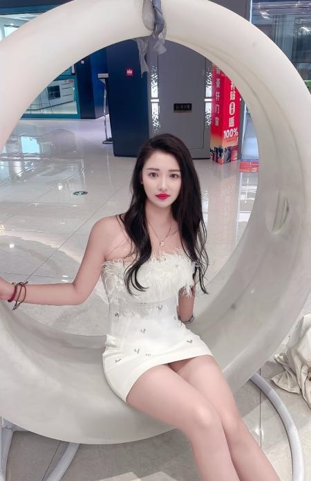 性感美女小杨