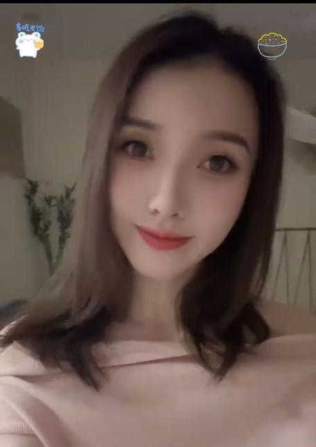 气质型美女笑笑