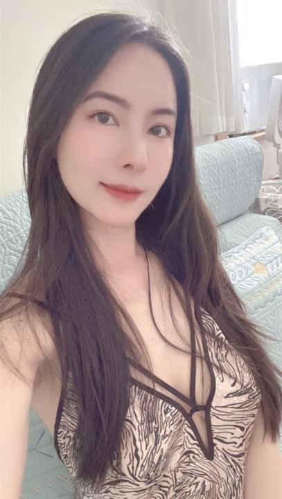 性感朱莉姐姐