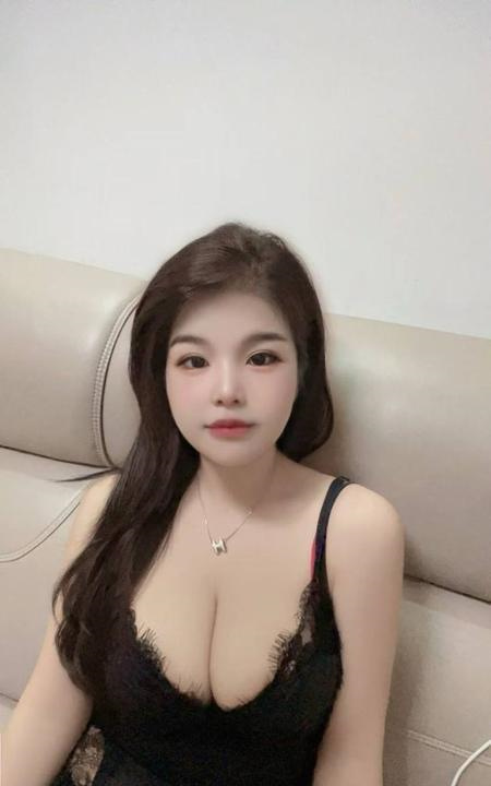 海珠巨乳甜美老师