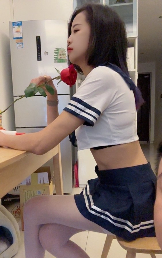 口爆女皇茉莉