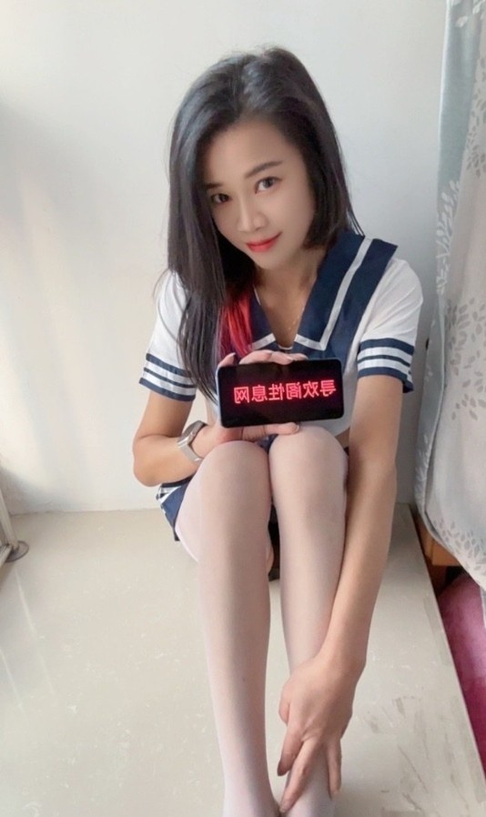 口爆女皇茉莉