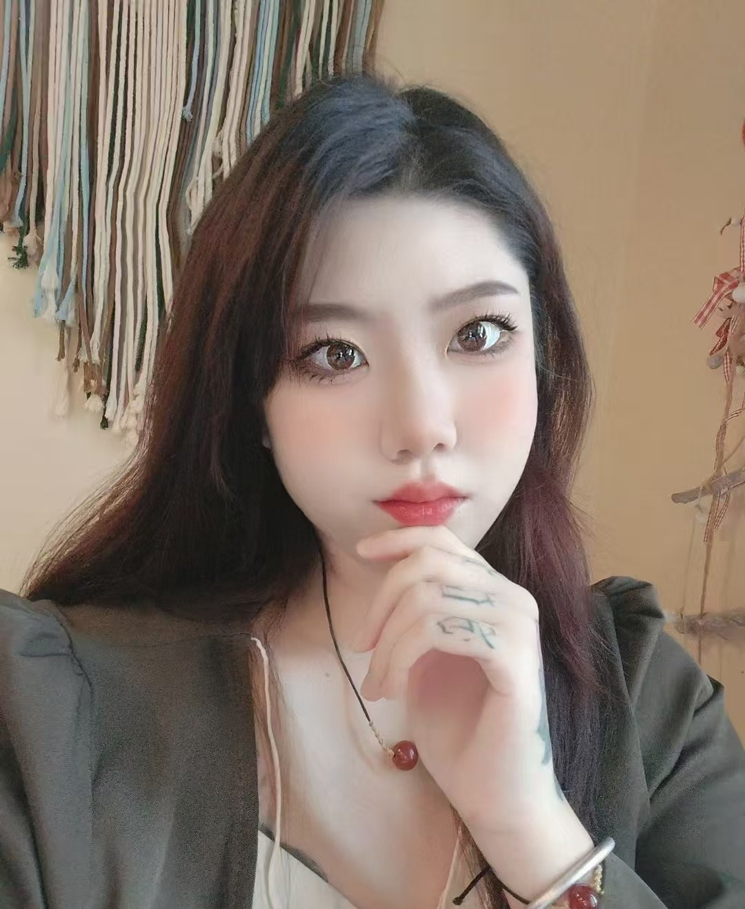 河东刚毕业大学生