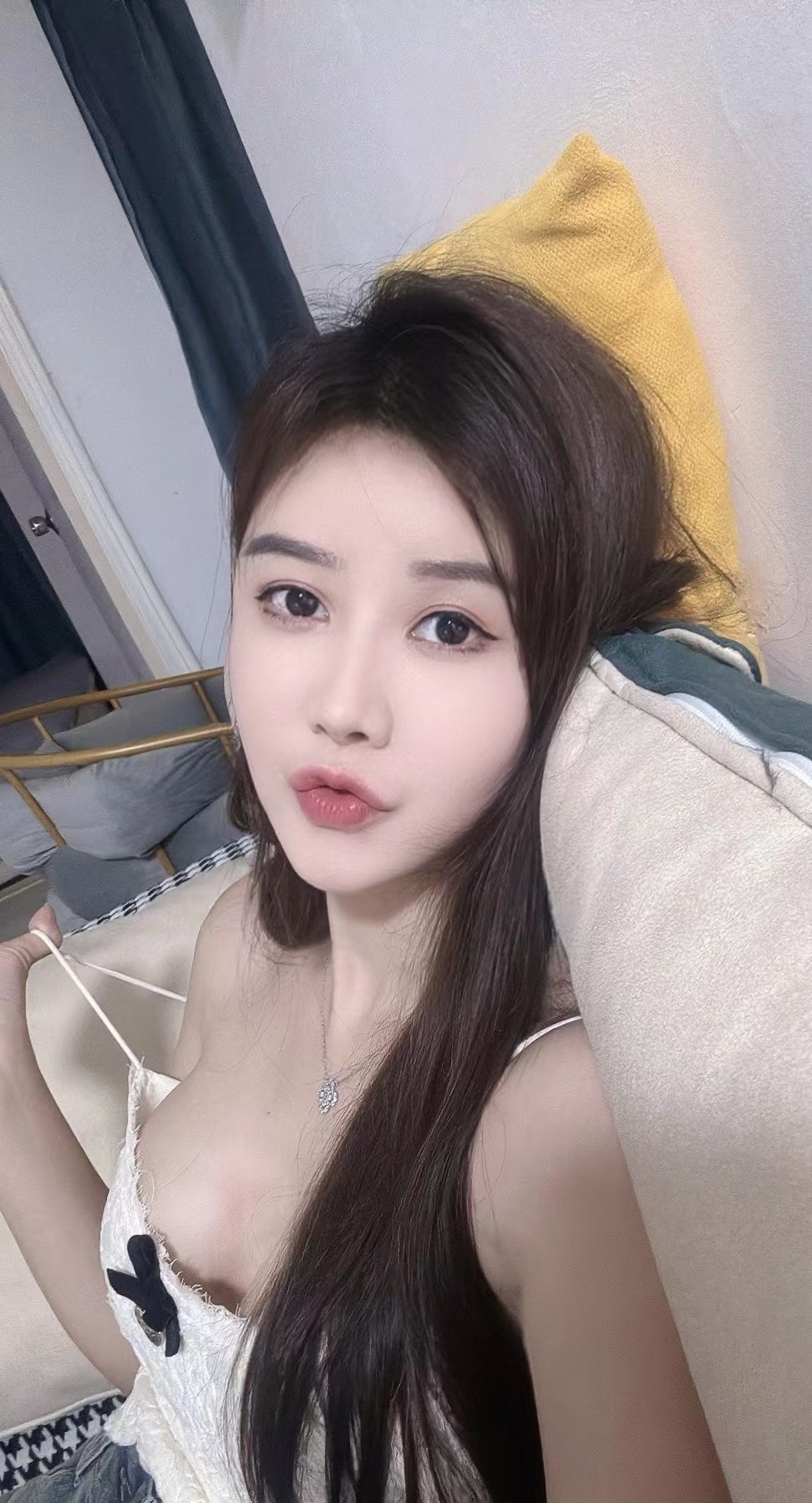 江宁身材完美纯子老师
