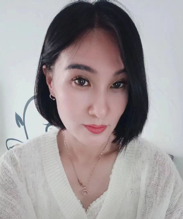 高挑熟妇