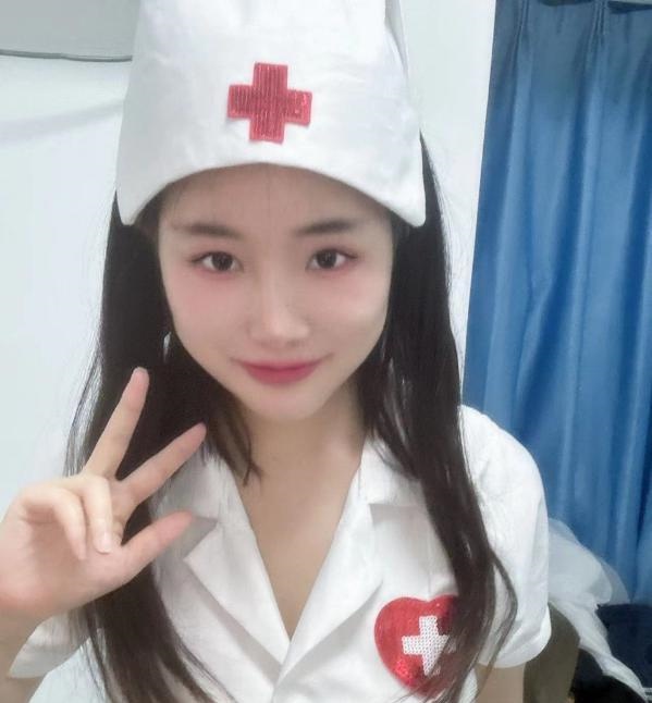 虎泉大胸甜美甜甜