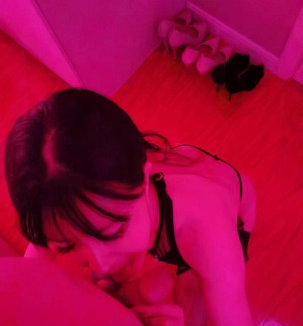 风韵翘臀小骚货
