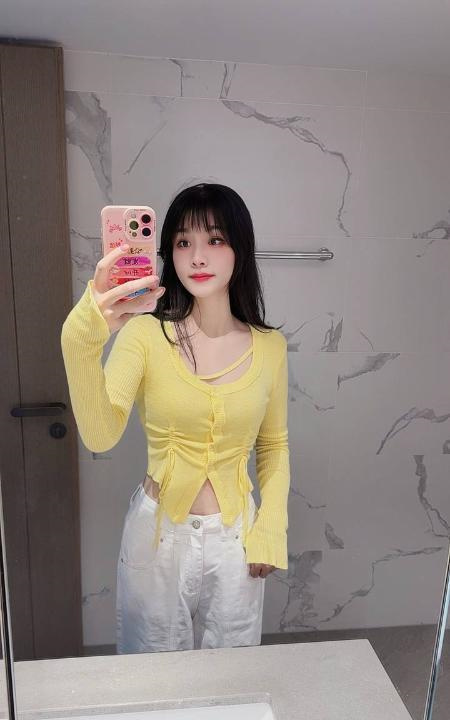 完美身材翘臀姗姗