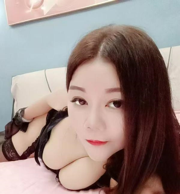 南亚大胸大屁股少妇