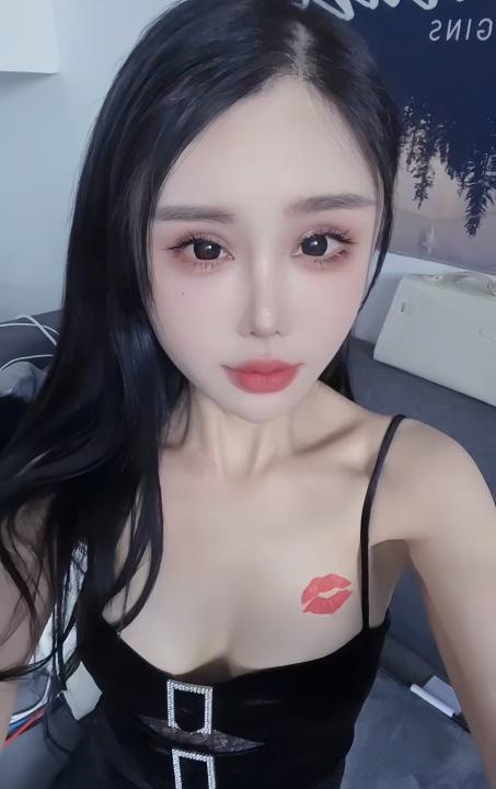 成华纯欲骚女