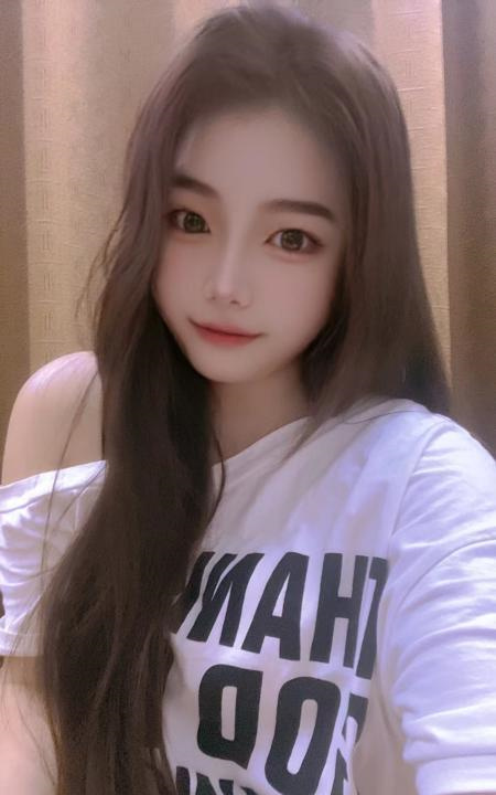肥臀年轻妹子