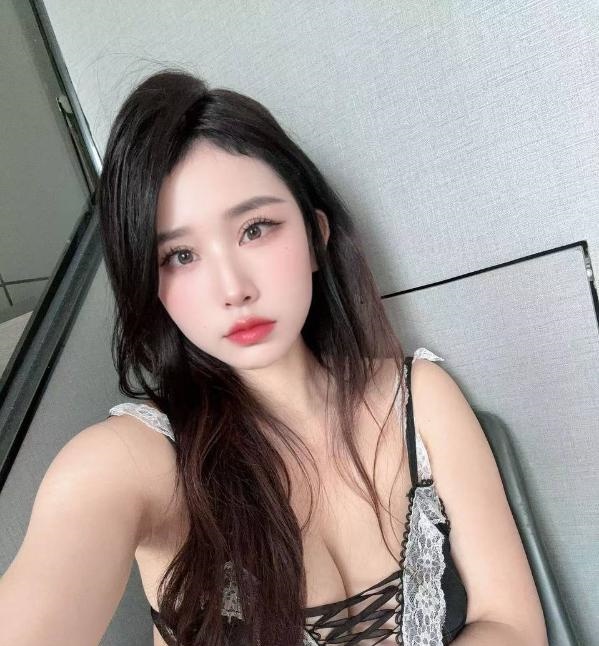 二刷护士装大波妹婉茹