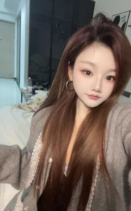 长沙零零丰满兼职嫩妹
