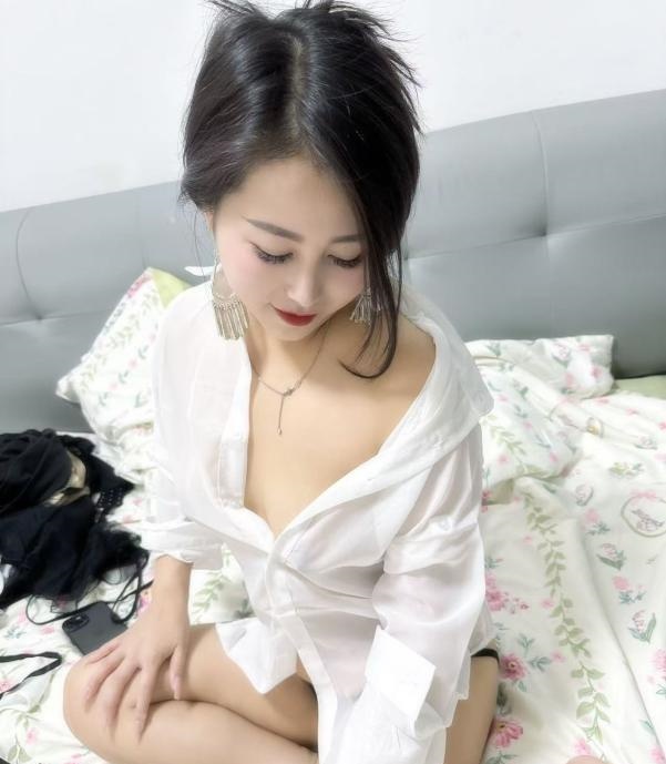 风骚少妇小丽