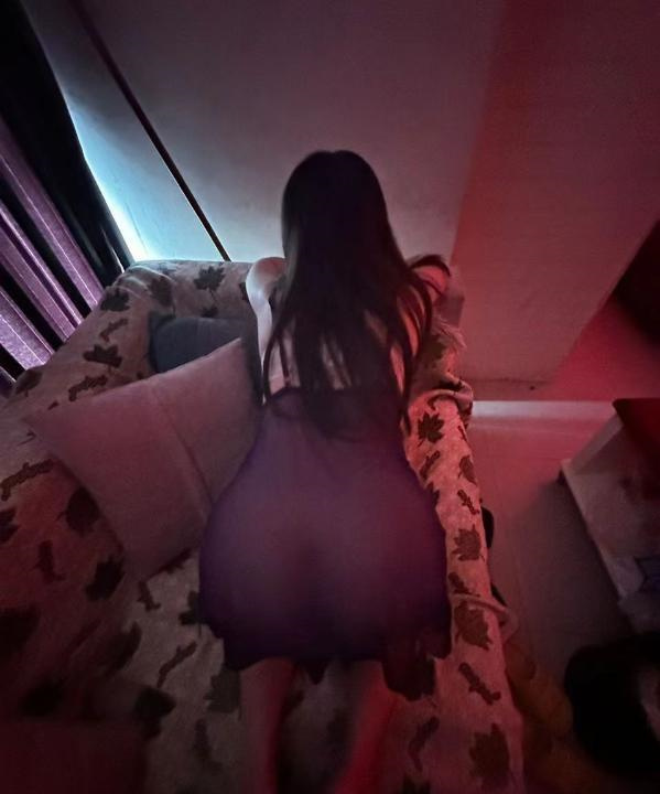 禅城蜜桃臀小茜