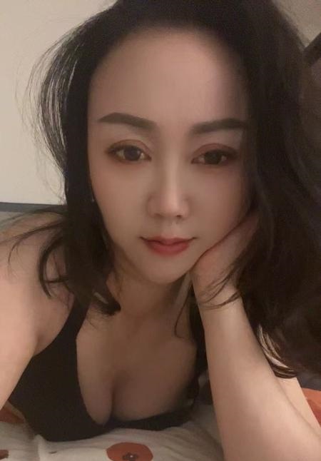 闵行小巧玲珑少妇