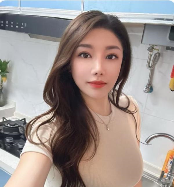 普陀巨乳颜值小姐姐