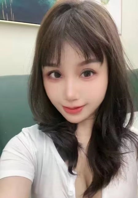 南通大胸美女