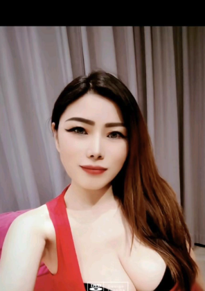 妩媚姐姐红唇