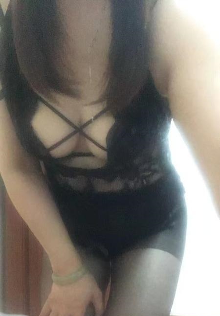 西青巨乳少妇花花