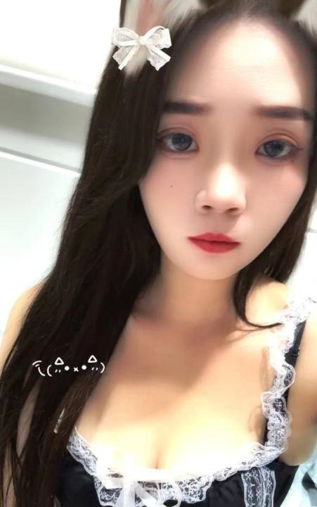 甜妹伊一