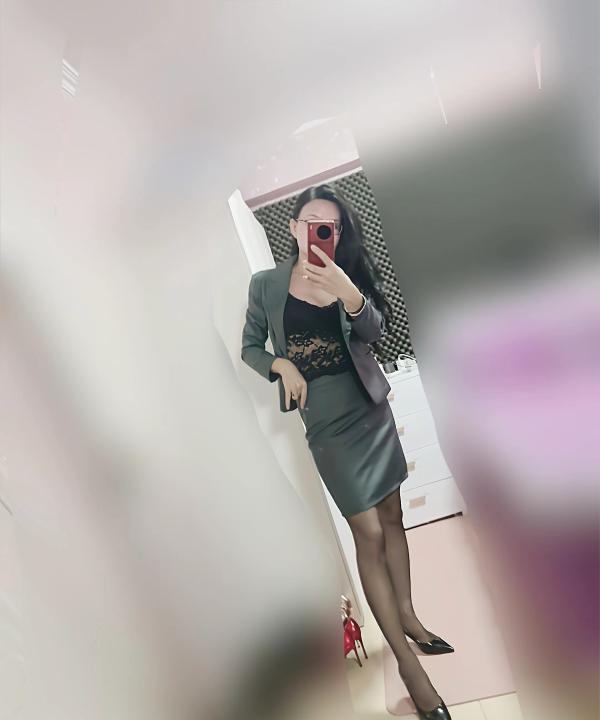 女人味十足喷水娃