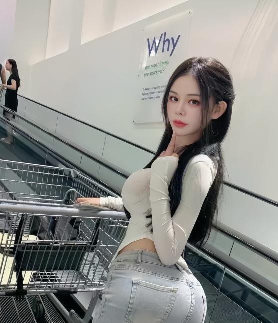 滨江白露大胸老师