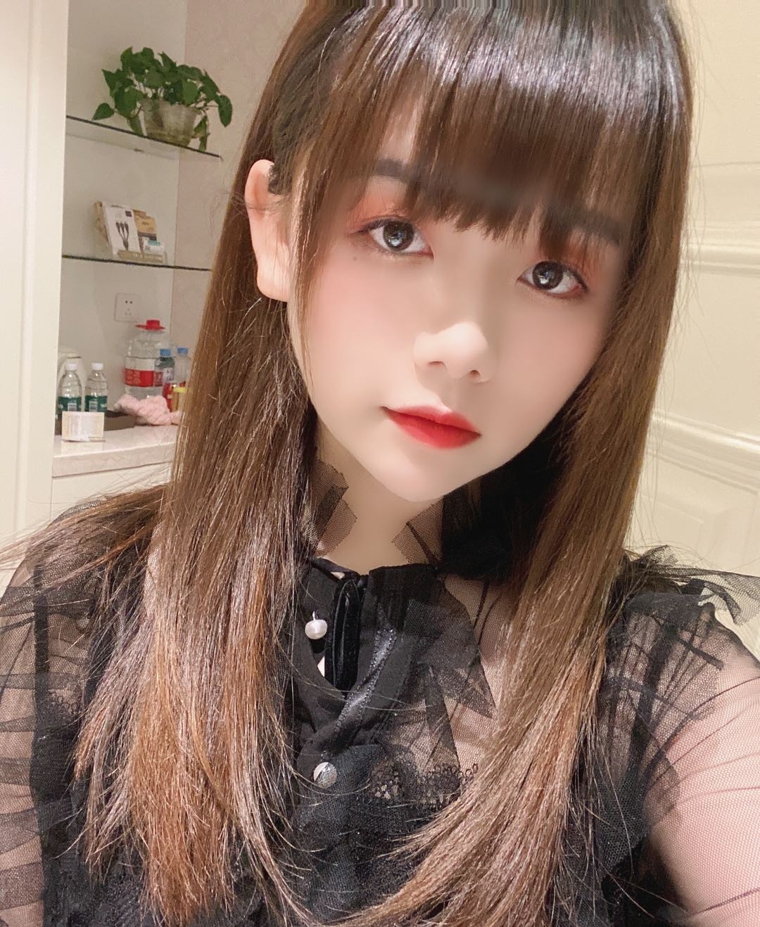 美艳风骚年轻妹子