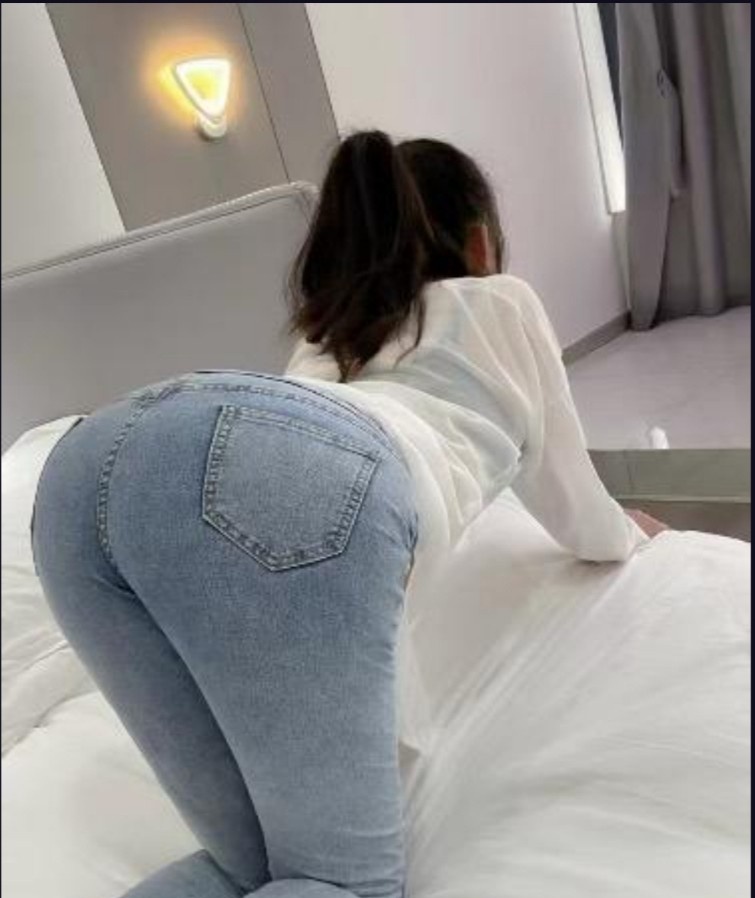 西门静静大胸妹