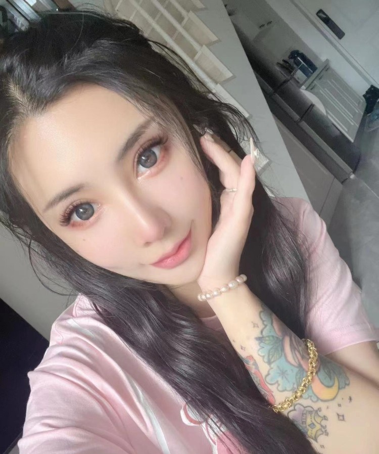 名凤桃子
