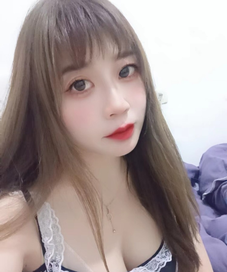 大胸御姐