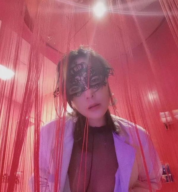 铁西三通月牙儿