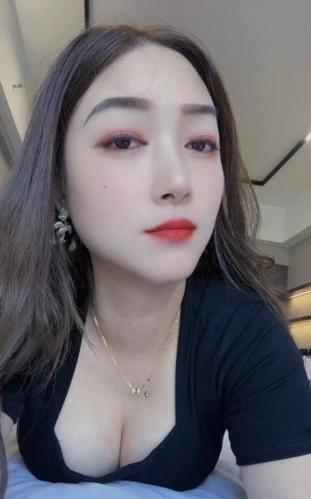 二刷徐汇丰满少妇