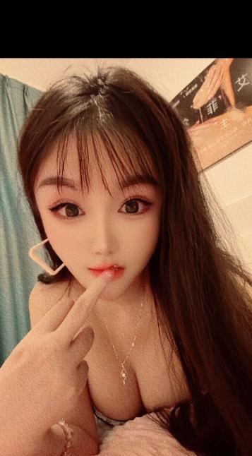 西湖依诺美女