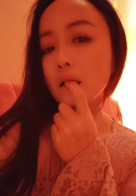 光谷服务系佳佳