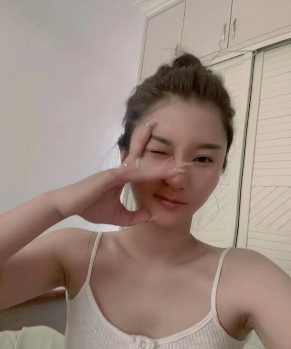 绿园大长腿御姐美女