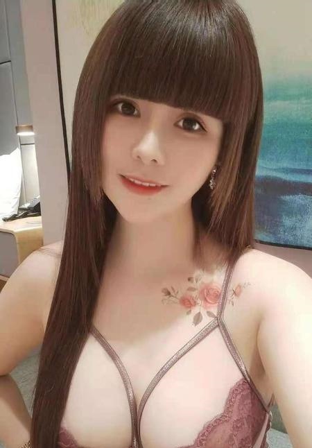 邻家大奶姐姐