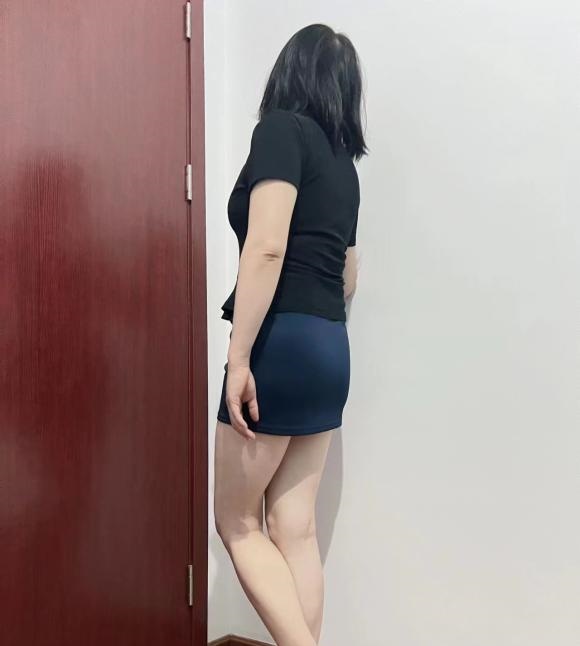 曼妙中项服务美妇
