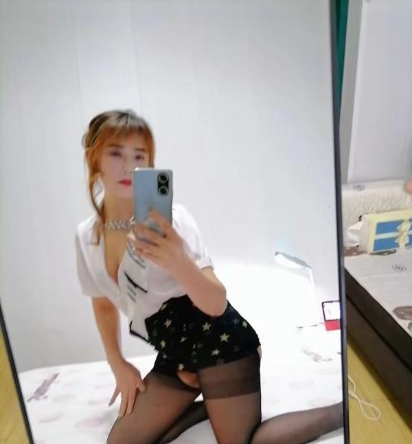 镜湖芙蓉姐姐