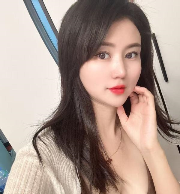少妇感女友琪琪