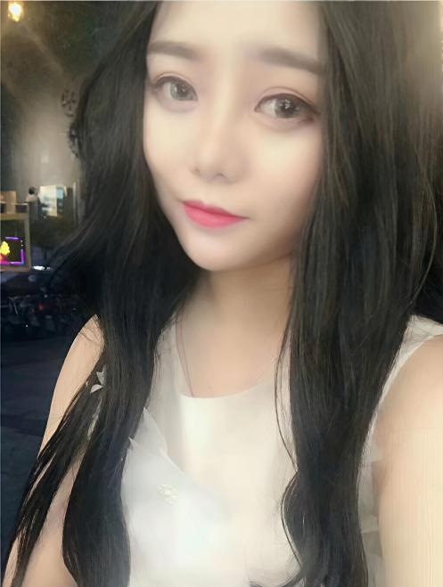 气质型蓝蓝妹子