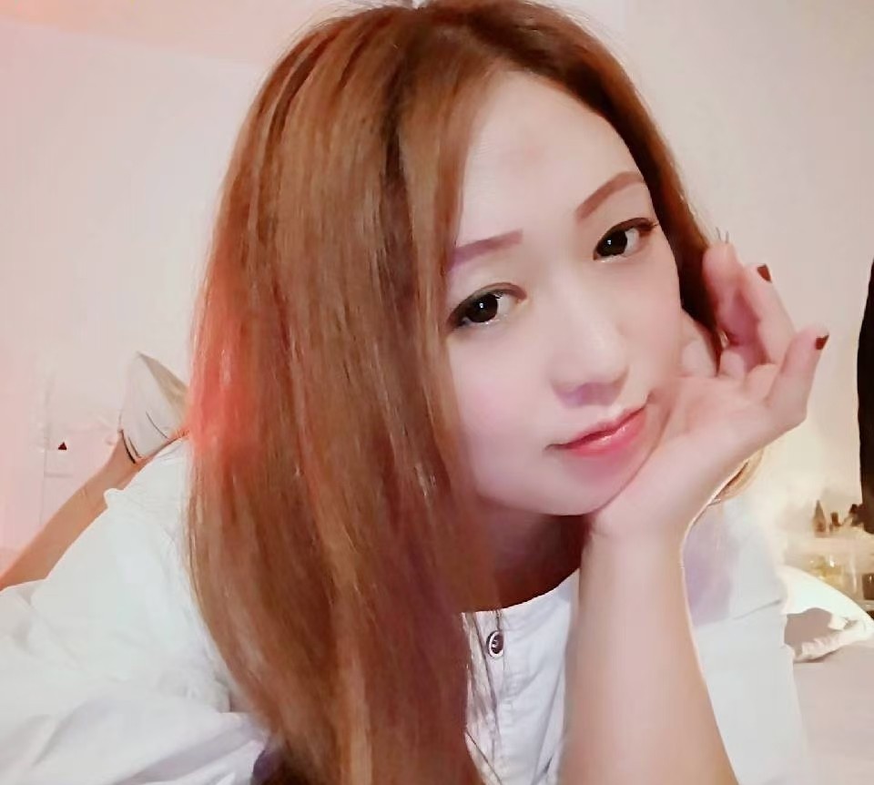 丰满型轻熟女